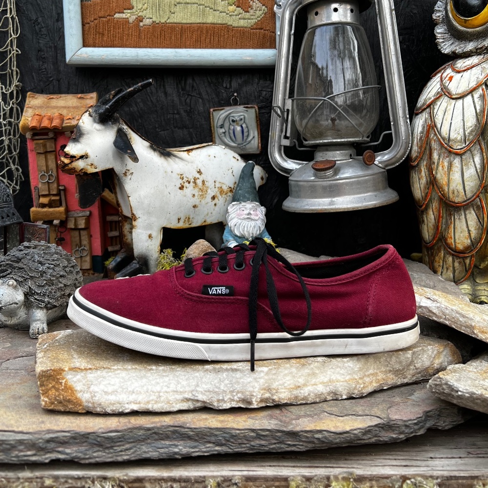 Vans Authentic Low Shoe - Picture 2 of 7